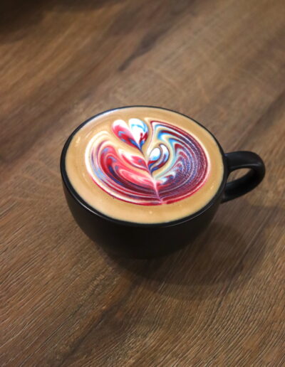 8tto grammi cafebar roesterei latte art in bayreuth latte art by francesco 38