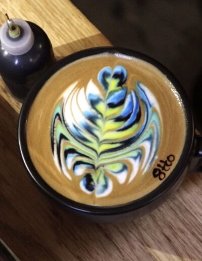 8tto grammi cafebar roesterei latte art in bayreuth latte art by francesco 42