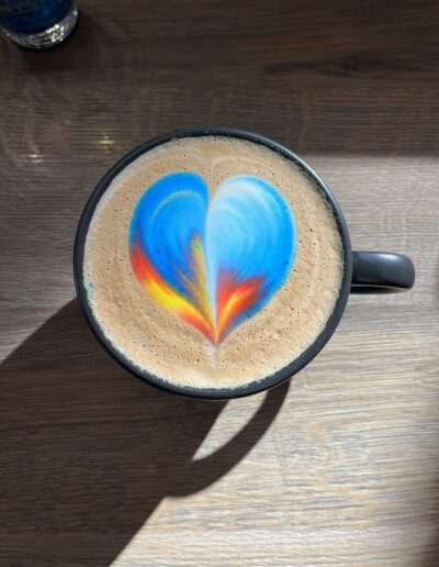 8tto grammi cafebar roesterei latte art in bayreuth latte art by francesco 49