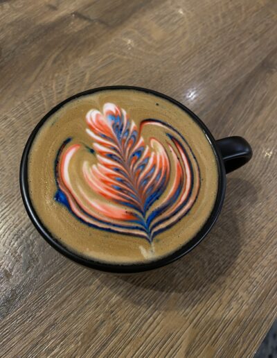 8tto grammi cafebar roesterei latte art in bayreuth latte art by francesco 50